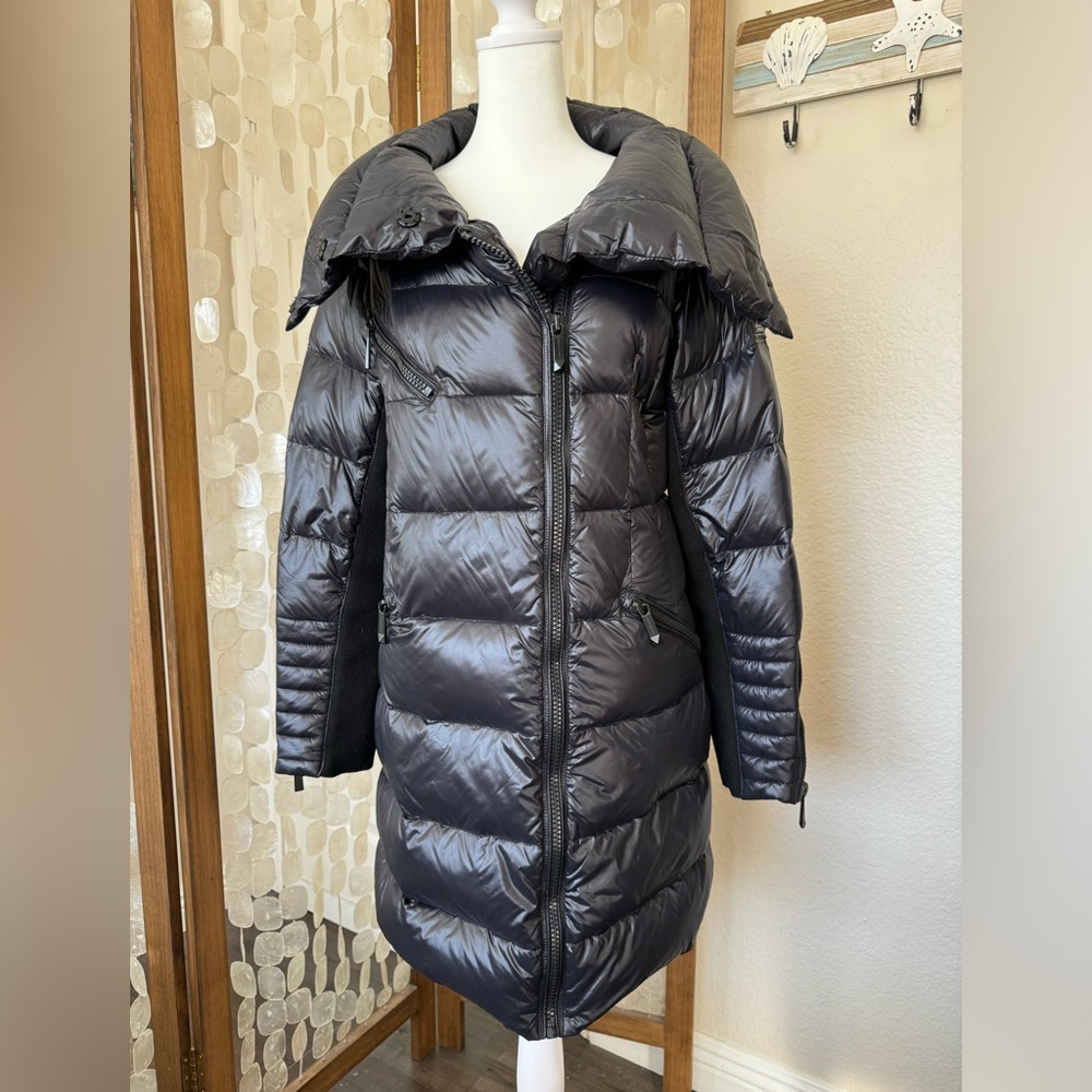 BCBG Maxazria Black Down-Filled Coat Ladies M